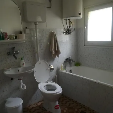 Kuca Maric Bed & Breakfast Mackat